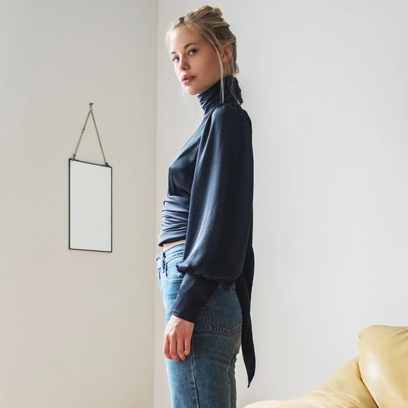 COPY - ORSEUND IRIS Night Out Top in Midnight - Picture 6 of 13